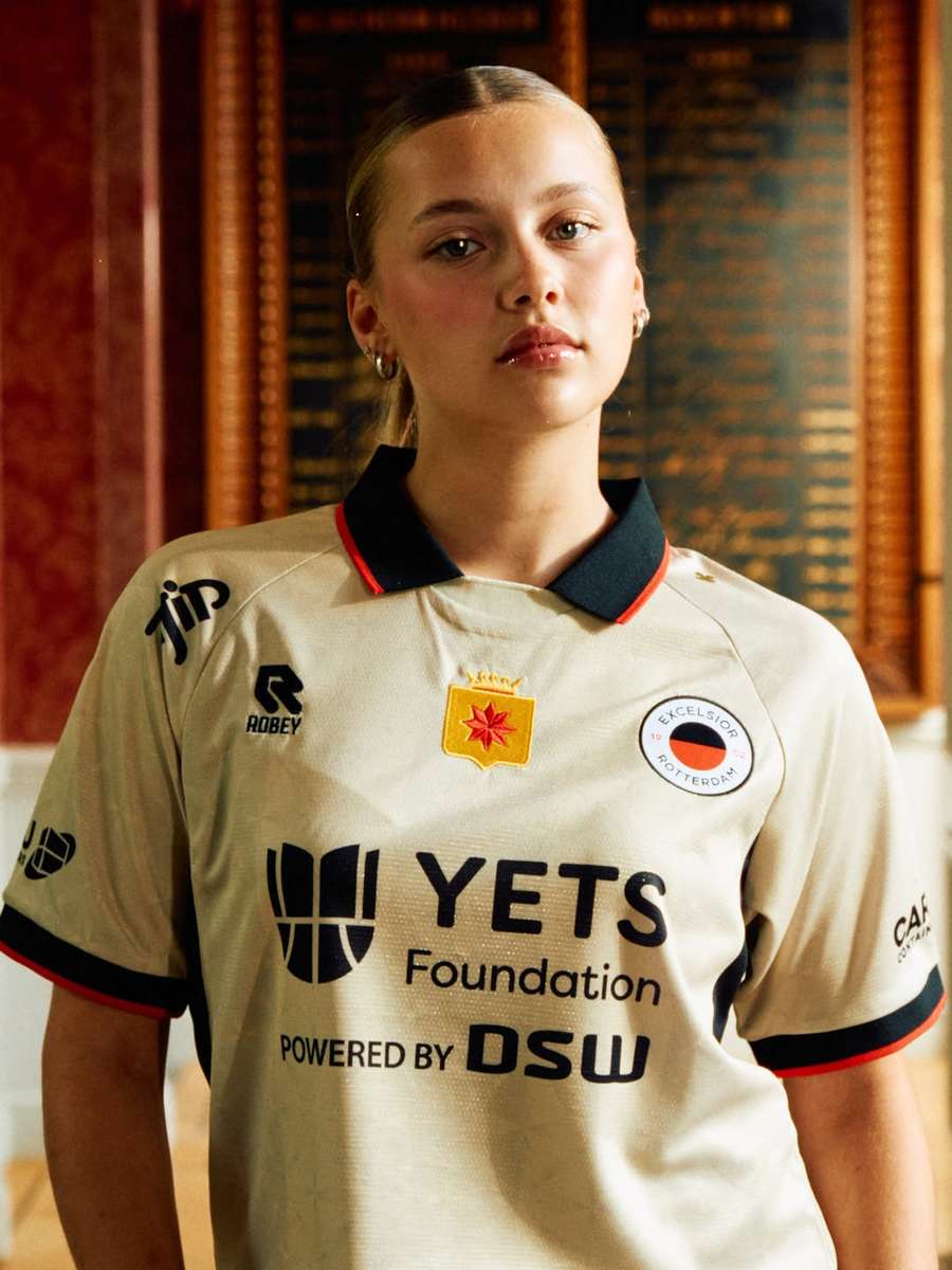 Excelsior's away kit