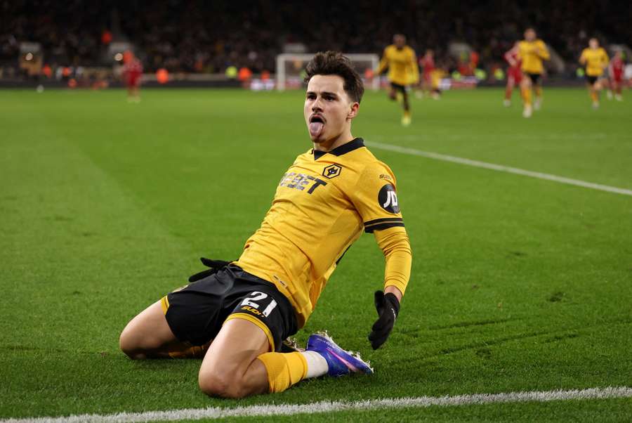 Rodrigo Gomes em destaque no Wolverhampton