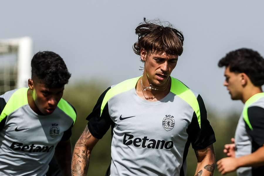 Ricardo Mangas no treino do Sporting