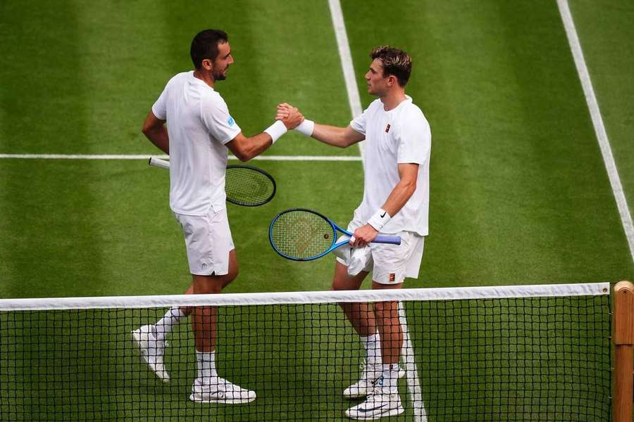 Cilic and Draper embrace after the match