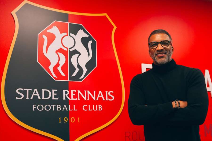 Novým šéfom lavičky Rennes sa stal Habib Beye.