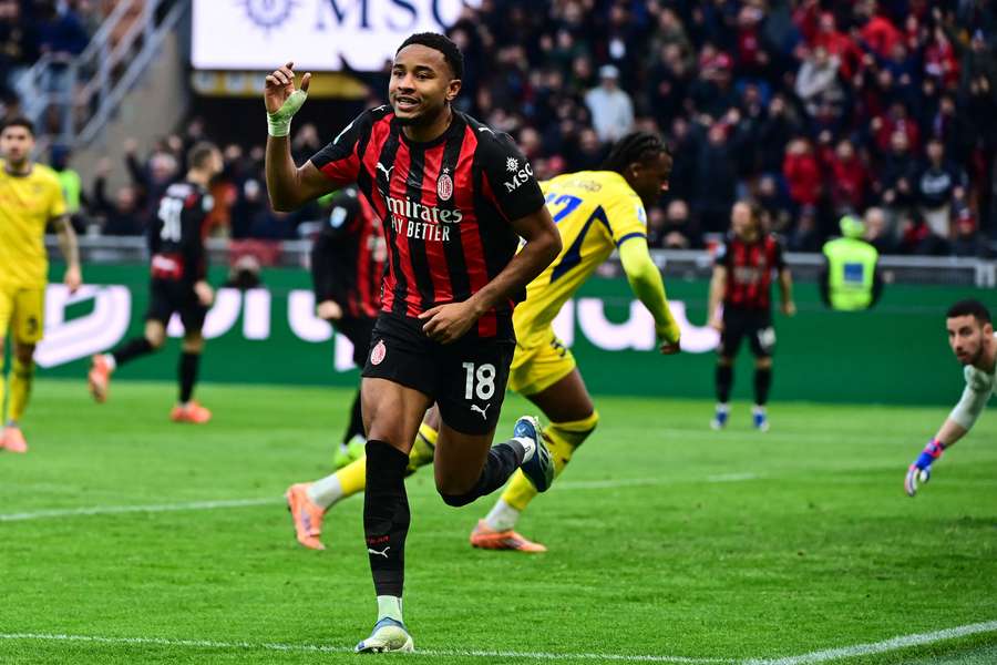 L'AC Milan domine Vérone avec un doublé de Nkunku
