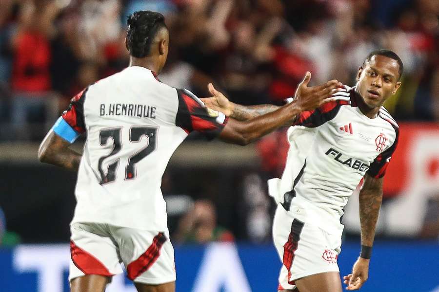 Wallace Yan marcou seu segundo gol em dois jogos pelo Flamengo no Mundial de Clubes