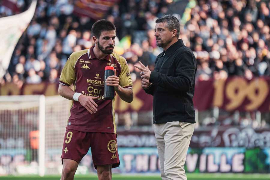 Premier succès pour Proment avec Metz, Nantes rechute en Ligue 2 Premier succès pour Proment avec Metz, Nantes rechute en Ligue 2
