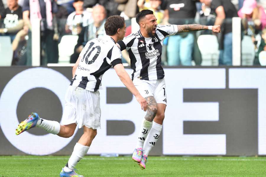 Nicolás González fez o primeiro gol da Juventus na partida