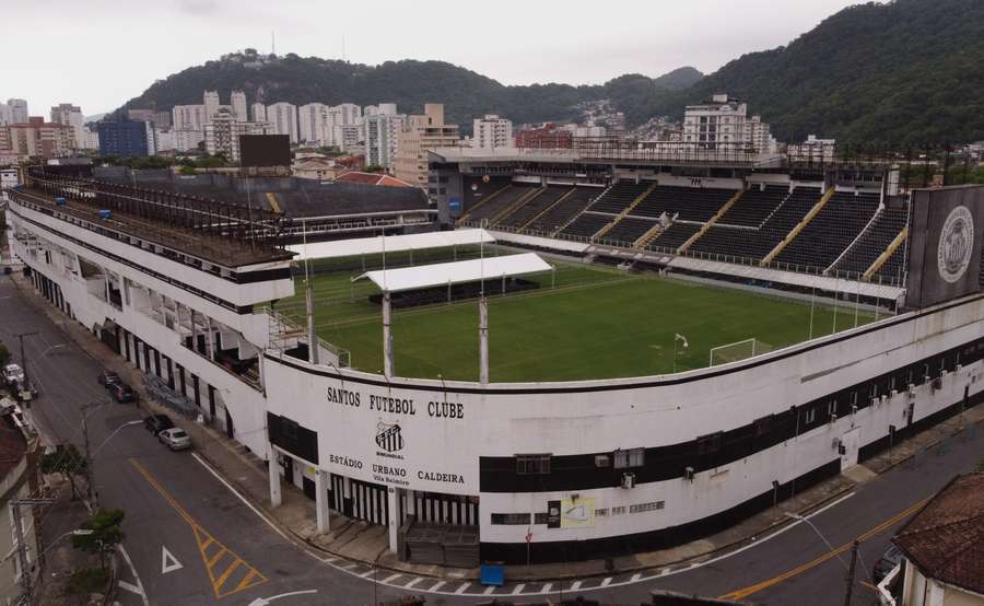 Estádio Urbano Caldeira (Vila Belmiro) - miejsce wystawienia trumny