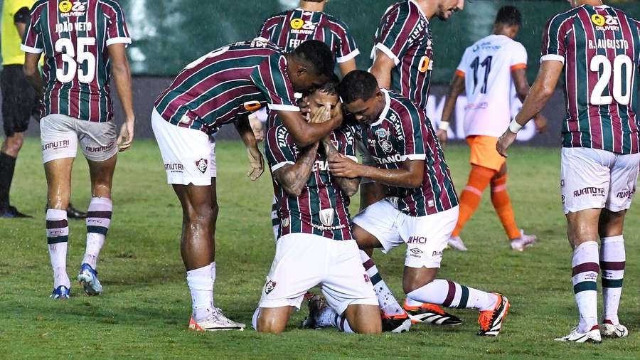 Luan Freitas emociona-se após golo pelo Fluminense