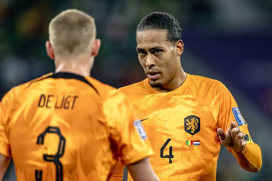 Oranje al geplaatst voor achtste finales bij nieuwe zege én puntenverlies Qatar