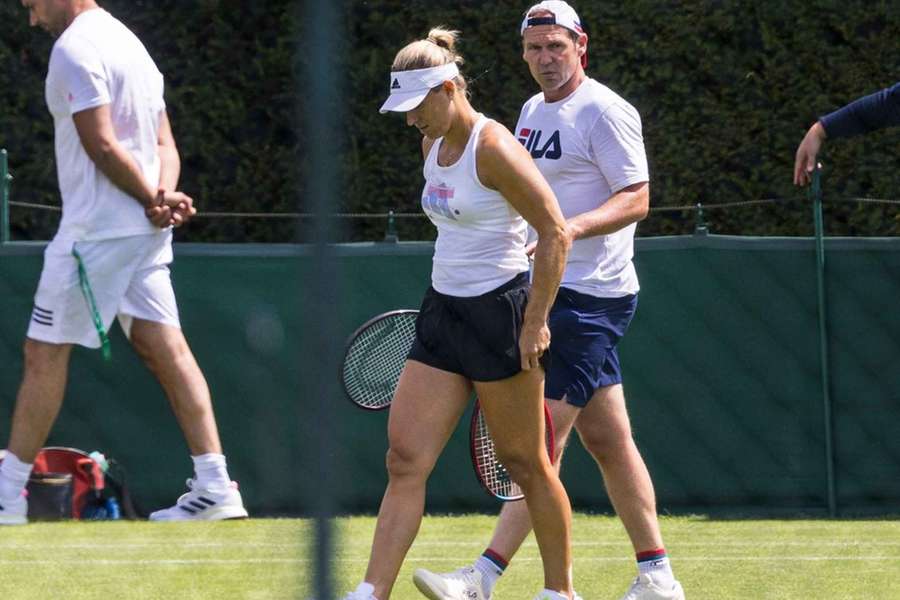 Kerber (l.) und Schüttler wollen das deutsche Damen-Tennis "wieder nach vorne bringen"