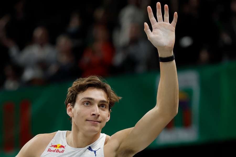 Im Juli 2022 stellte Duplantis mit 6,21 m den aktuellen Weltrekord auf