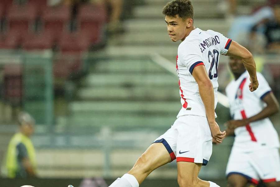 Gabriel Moscardo fue fichado por el PSG al Corinthians en el 2024