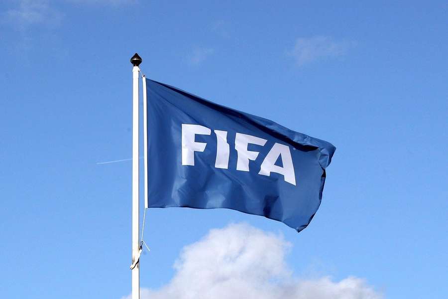 Der hænger som ofte i denne periode en sport skygge over FIFAs flag i disse tider Der hænger som ofte i denne periode en sport skygge over FIFAs flag i disse tider