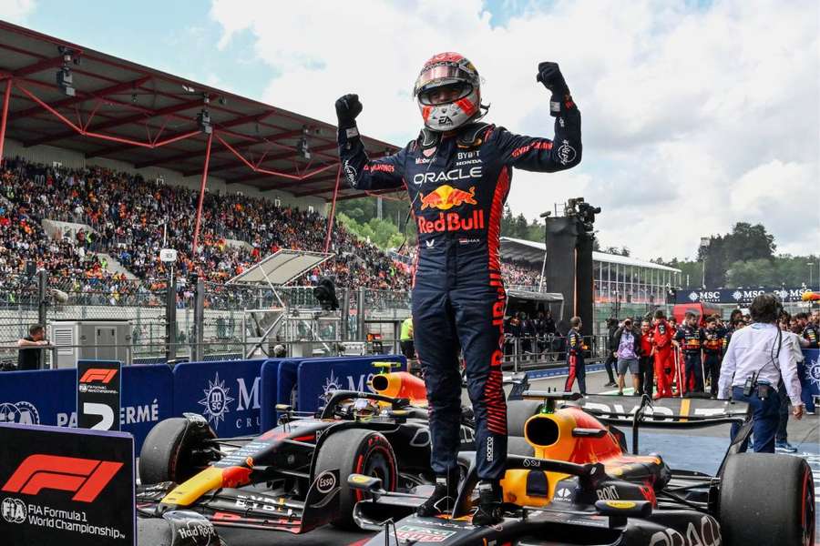 “¿Quién podría batir a Max? Tal vez Alonso”, dice uno de los jefes de Red Bull