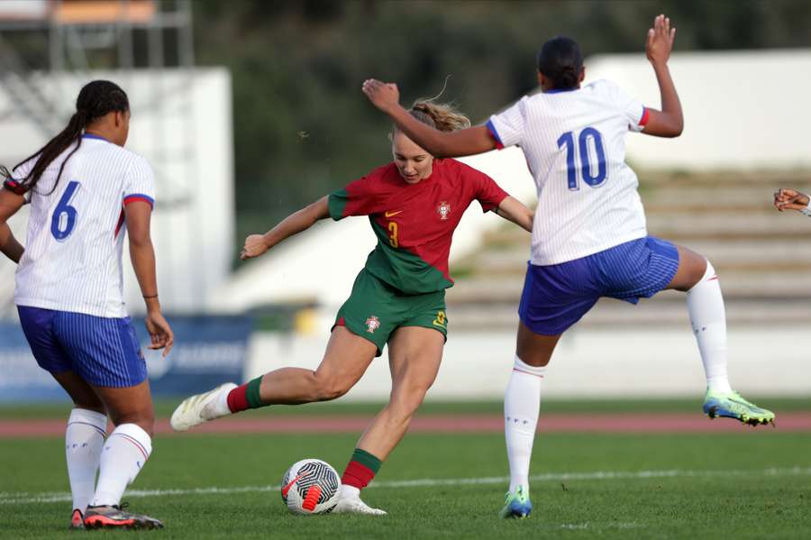 Portugal goleado pela França em Lagos