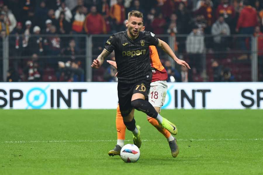 Vin veștile bune pentru Denis Drăguș! Atacantul revine în lotul lui Trabzonspor după accidentare