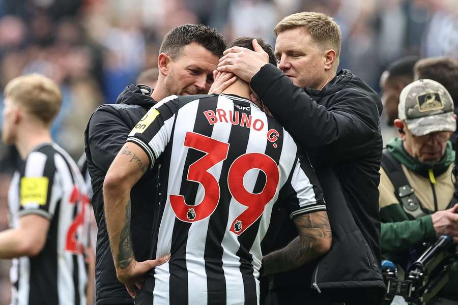 Guimaraes opens up on Guardiola and how he thinks Howe will be "England manager one day" Guimaraes opens up on Guardiola and how he thinks Howe will be "England manager one day"