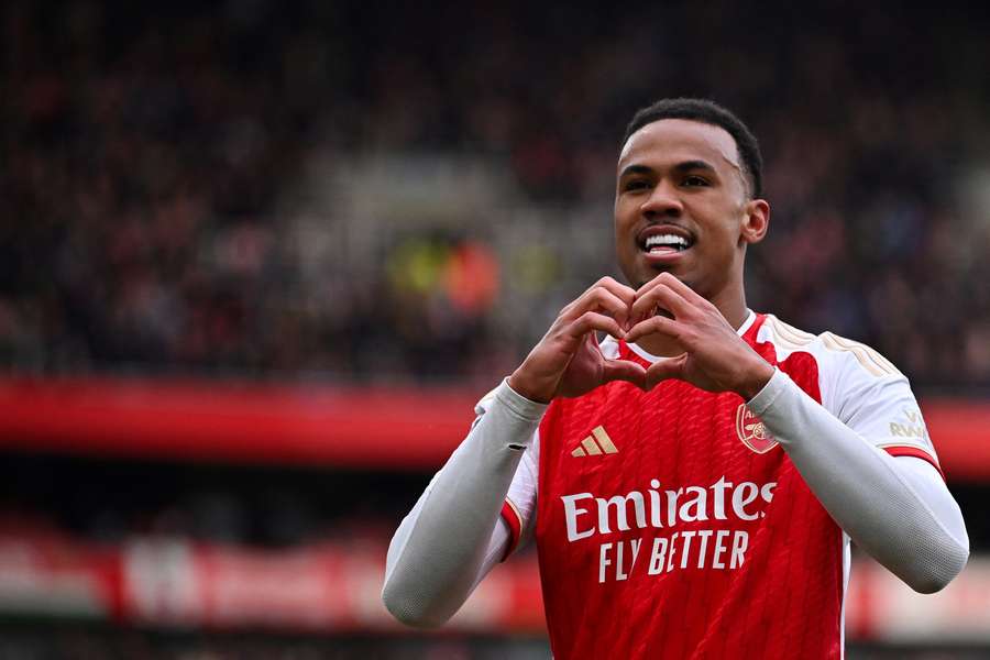 Gabriel shows his love to the fans after goal