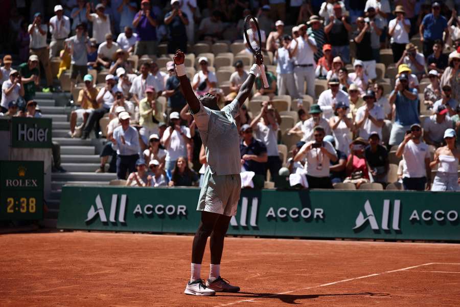 Kouamé celebra su éxito en París Kouamé celebra su éxito en París
