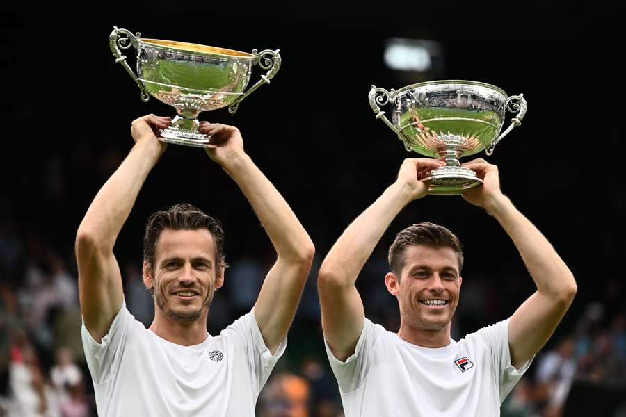 Britânico e neerlandês venceram o espanhol Marcel Granollers e o argentino Horacio Zeballos