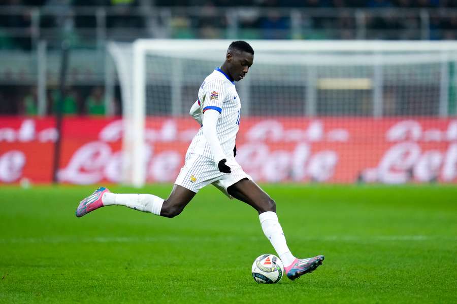 Kolo Muani aguarda PSG "abrir vaga" de jogadores emprestados para jogar na Juve