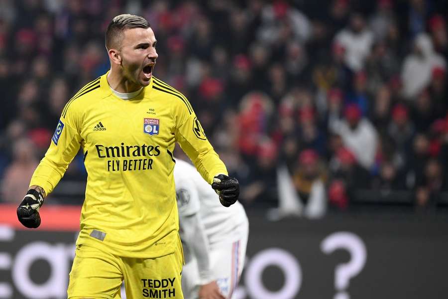 Anthony Lopes, après avoi réalisé plusieurs arrêts contre Marseille.