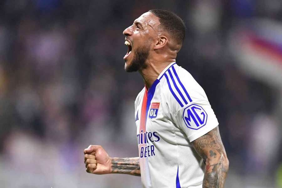 Man Utd eye shock move for ex-Bayern Munich midfielder Man Utd eye shock move for ex-Bayern Munich midfielder