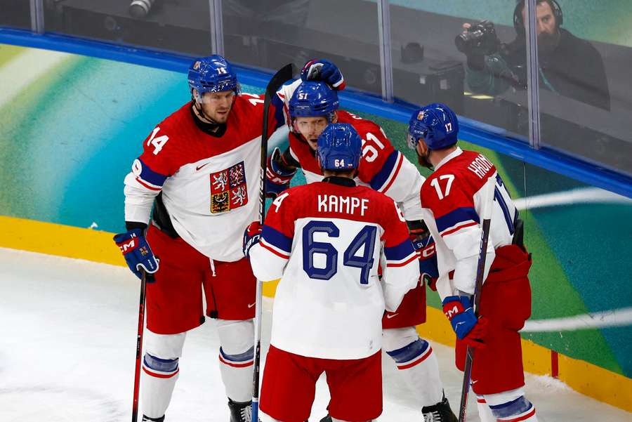 Češi v osmifinále vyzvou Dánsko.