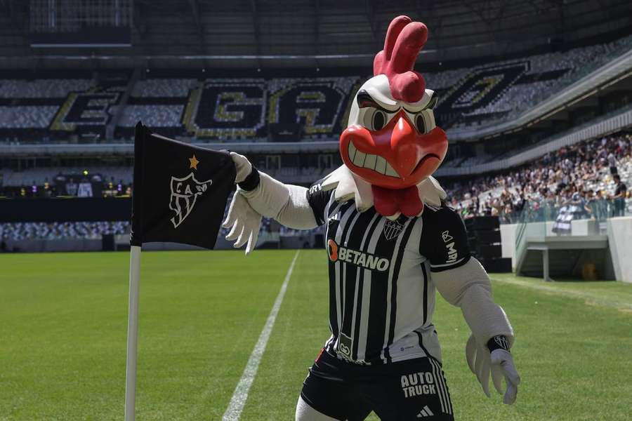 Mascote alvinegro durante evento na Arena MRV, novo estádio do clube