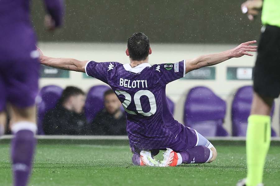 Andrea Belotti celebrates scoring Fiorentina's second goal