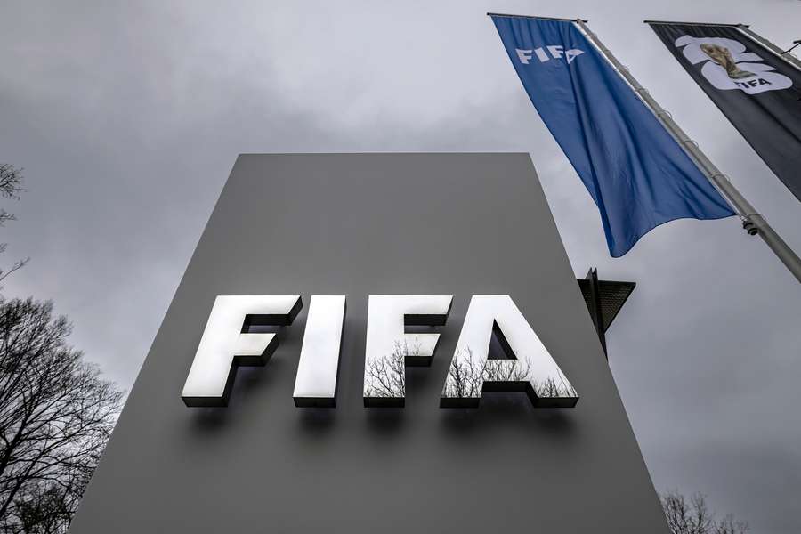 Galavečer oznámila FIFA iba deň pred jeho uskutočnením. 