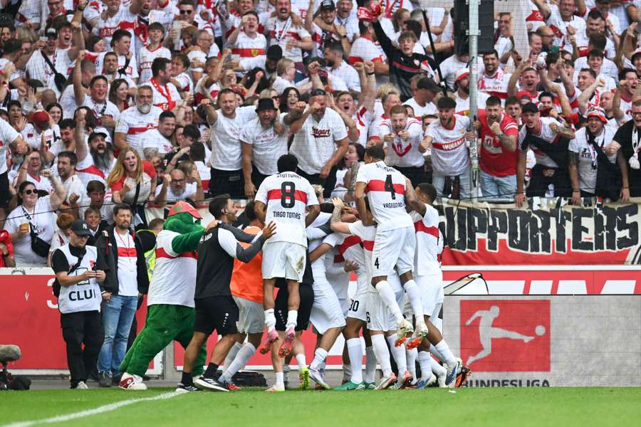 Stuttgart celebrate their winner against Borussia Monchengladbach