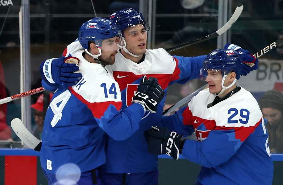 Slováci v úvodnom dueli zaskočili Fínov.