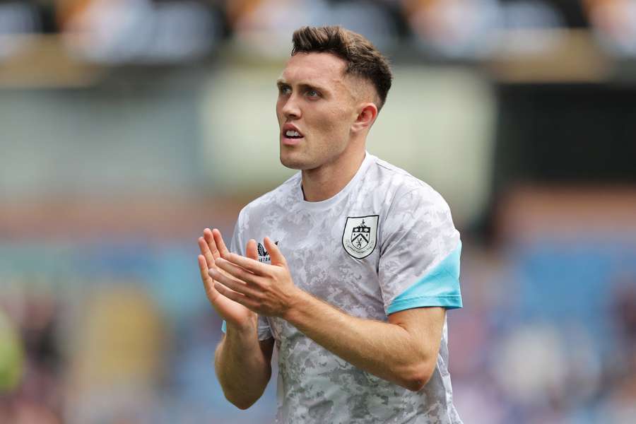 Wolves and Brentford target £15m-rated Burnley defender O'Shea | Flashscore.co.uk