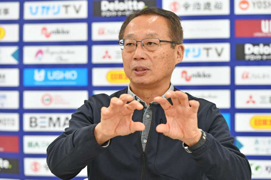 Takeshi Okada não concordou com posicionamento da AFC