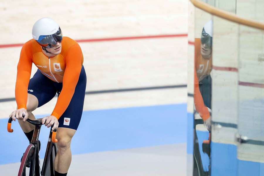 Harrie Lavreysen plaatste zich onbedreigd op weg naar zijn gewenste gouden trilogie