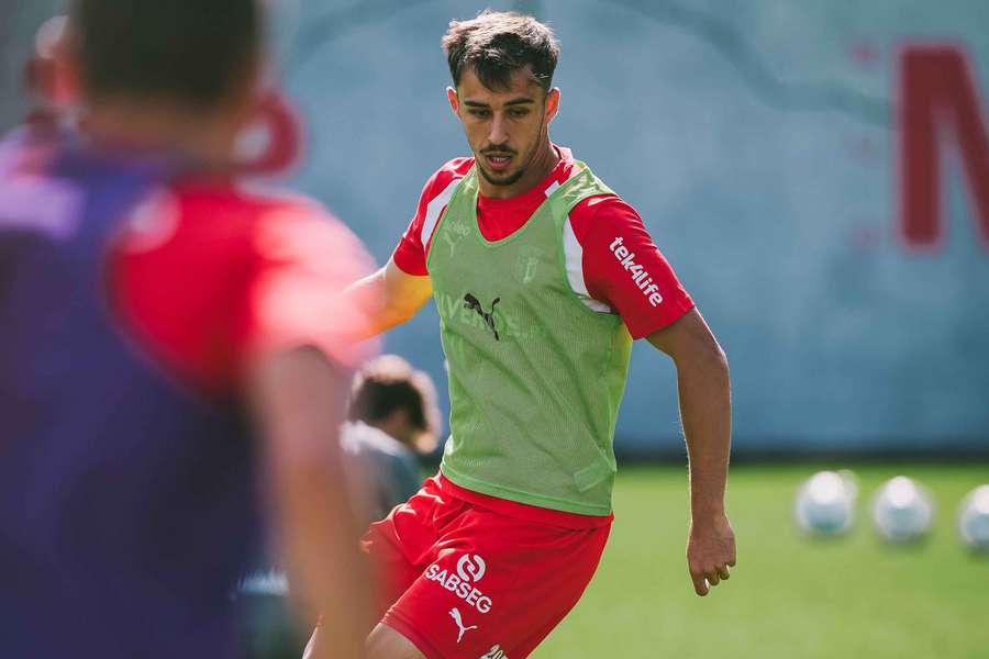 Adrian Bajrami no treino do SC Braga Adrian Bajrami no treino do SC Braga