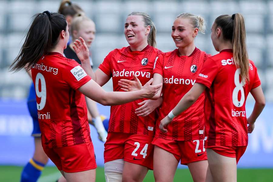 Der SC Freiburg hat Carl Zeiss Jena klar die Grenzen aufgezeigt