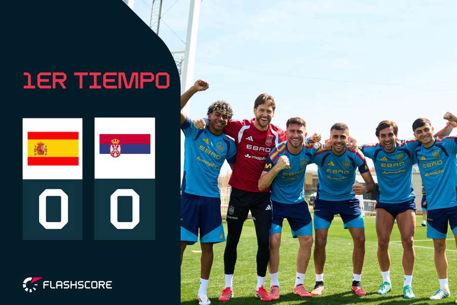 Los jugadores de España en el último entrenamiento antes del partido ante Serbia