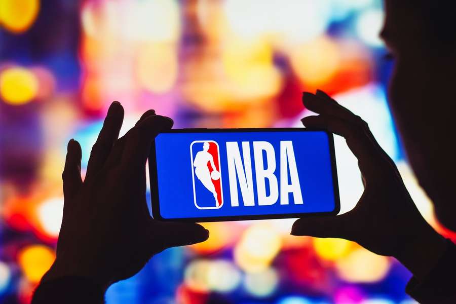 NBA otvára brány novej sezóny, okruh kandidátov na titul je široký