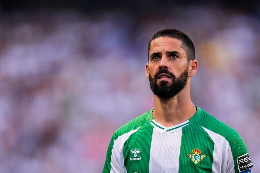 Isco si finančně polepší.