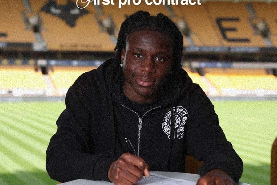 Okoduwa proud signing pro Wolves contract