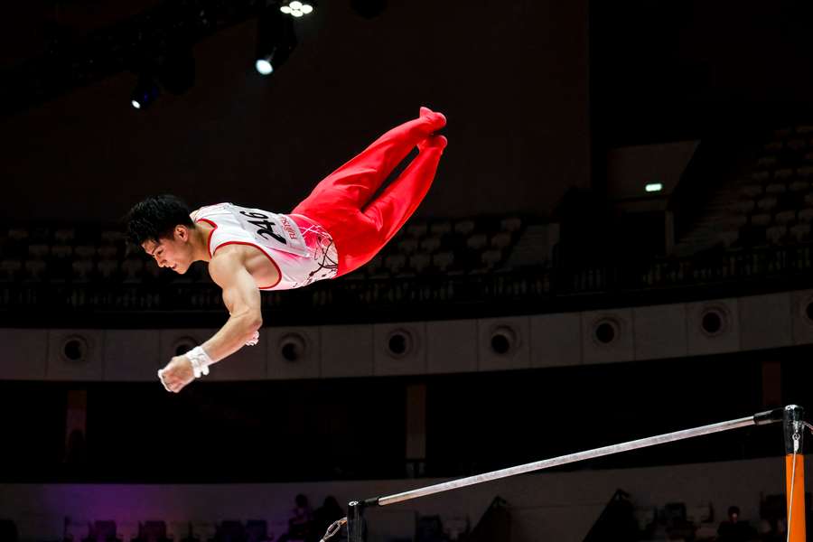Hashimoto vuela alto en Yakarta