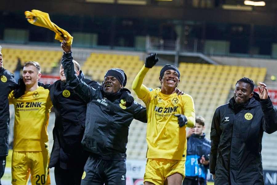 Slavia prý loví africký klenot na severu. O talentovaného beka ale svede bitvu se západní Evropou Slavia prý loví africký klenot na severu. O talentovaného beka ale svede bitvu se západní Evropou