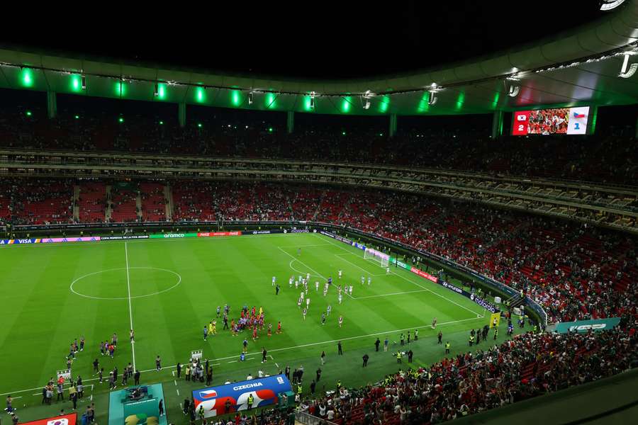 Južná Kórea zdolala Česko 2:1. Južná Kórea zdolala Česko 2:1.