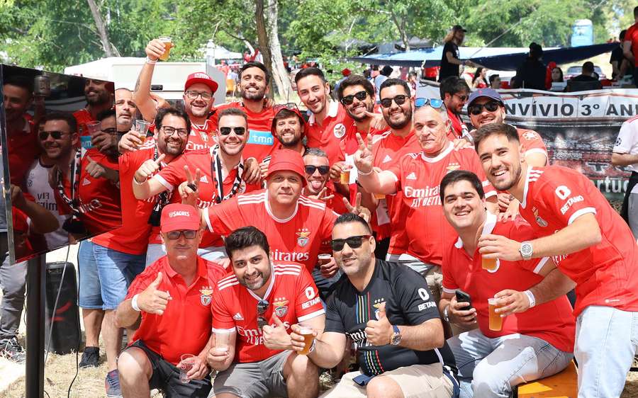 Os adeptos do Benfica no Jamor