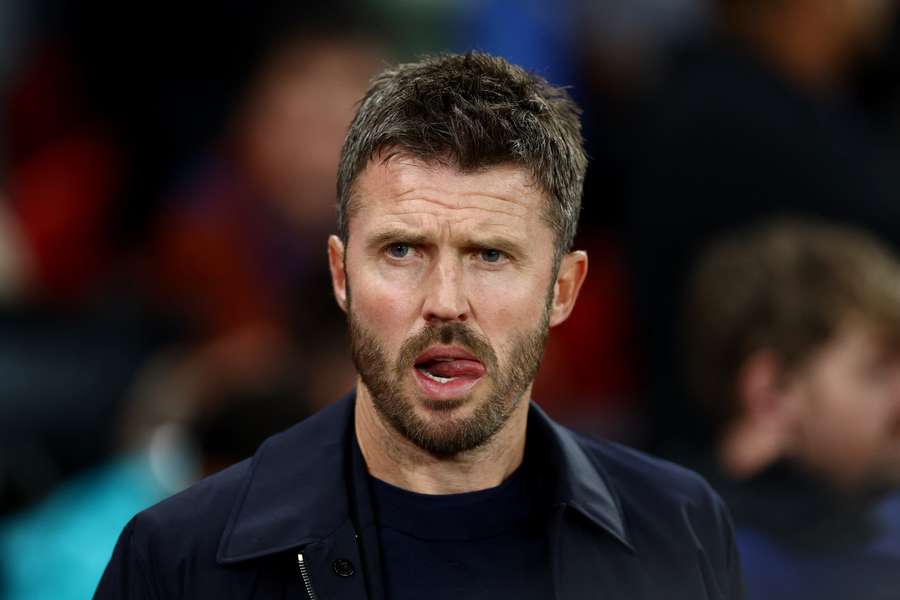 Ruud Gullit says Man Utd "cannot compete this year" and will win nothing under Carrick