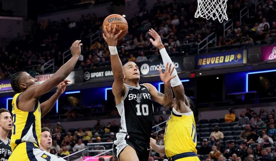 Spurs-Rookie Jeremy Sochan zeigt bereits sein Talent.