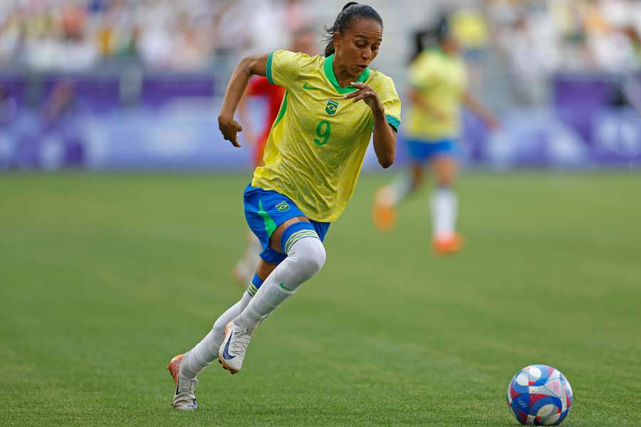 A Seleção Feminina precisa dar uma resposta neste sábado (3)