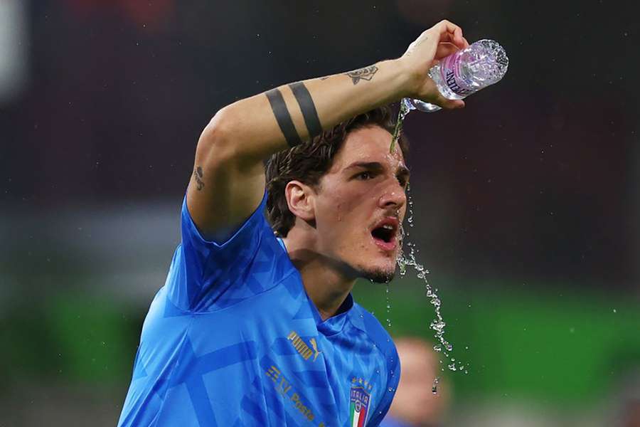 Galatasaray sign Italy midfielder Nicolo Zaniolo from Roma