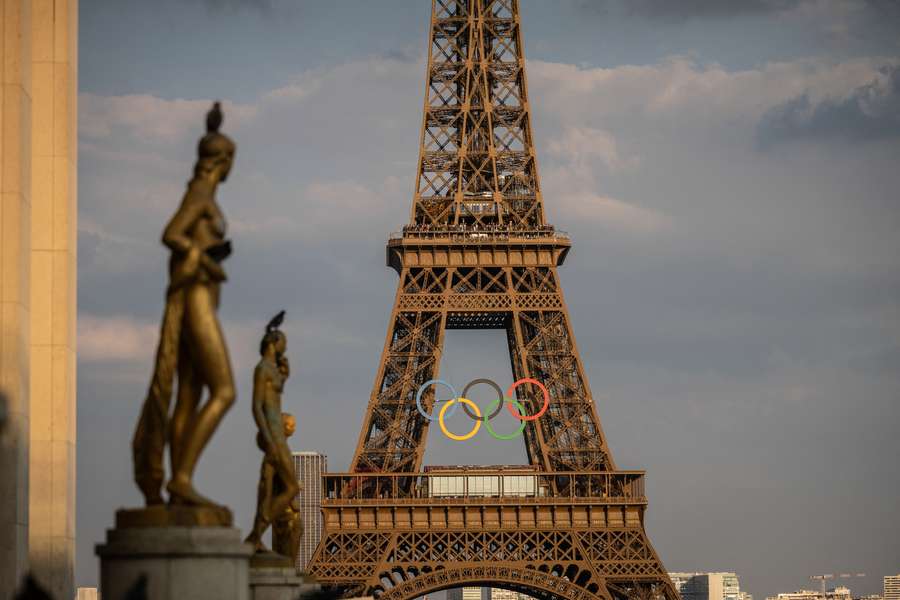 The Eiffel Tower displays the Olympic rings in Paris
